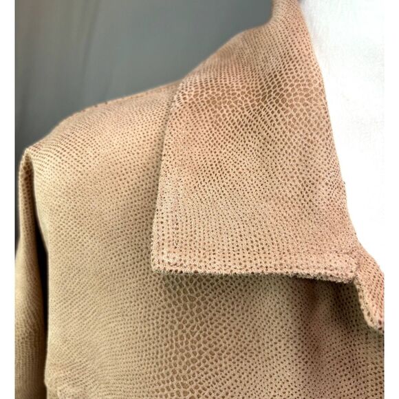 Chicos Womens Trucker Cape Oversized Ruena Desert Tan Faux Suede Reptile Print - Picture 7 of 10